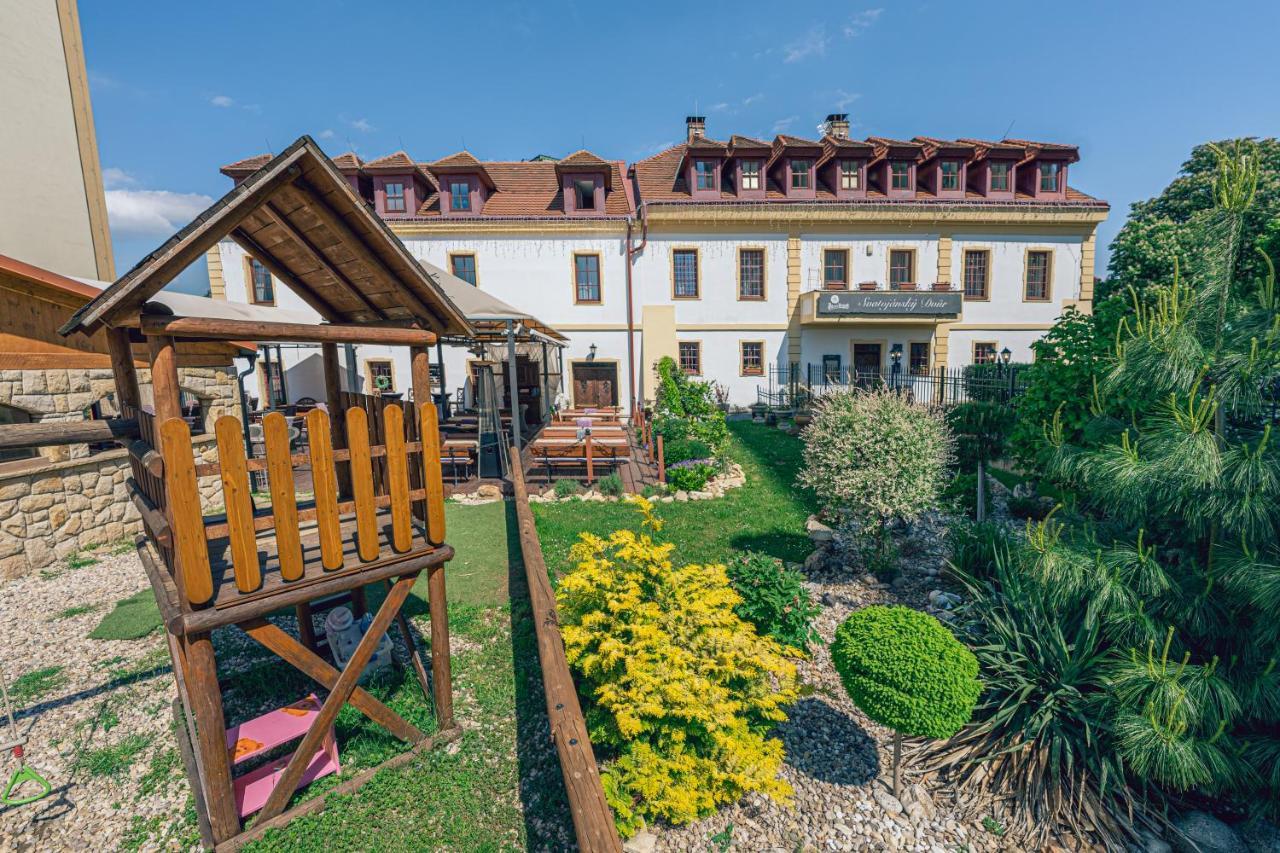 Hotel Svatojansky Dvur Praha Bagian luar foto